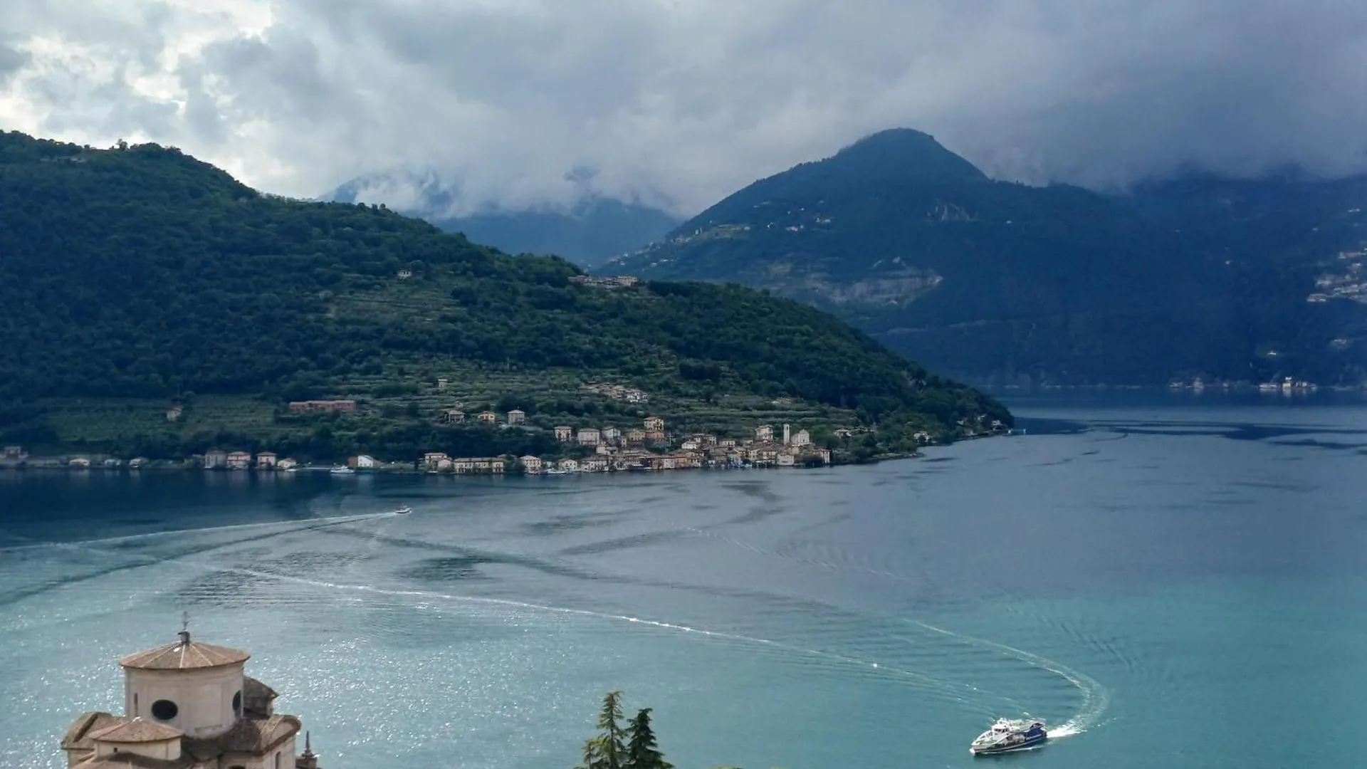 Appartamento Con Vista Lago - Dosso Lakeview Sale Marasino