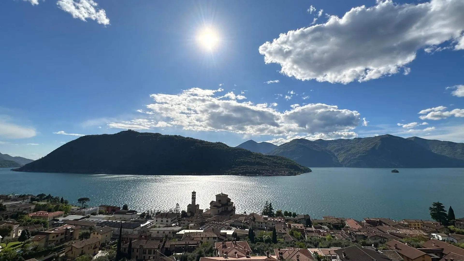 Appartamento Con Vista Lago - Dosso Lakeview Sale Marasino Italia